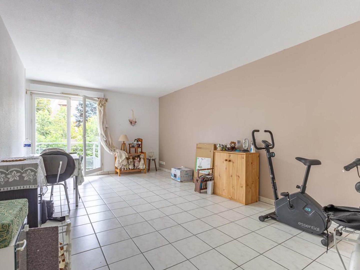 Appartement à vendre - 2 pièces - 48m2 - Chargé (37530)
