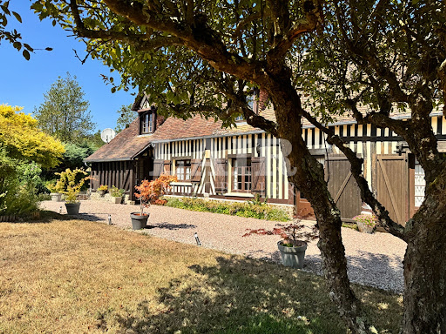 Maison à vendre - 8 pièces - 158m2 - Camembert (61120)