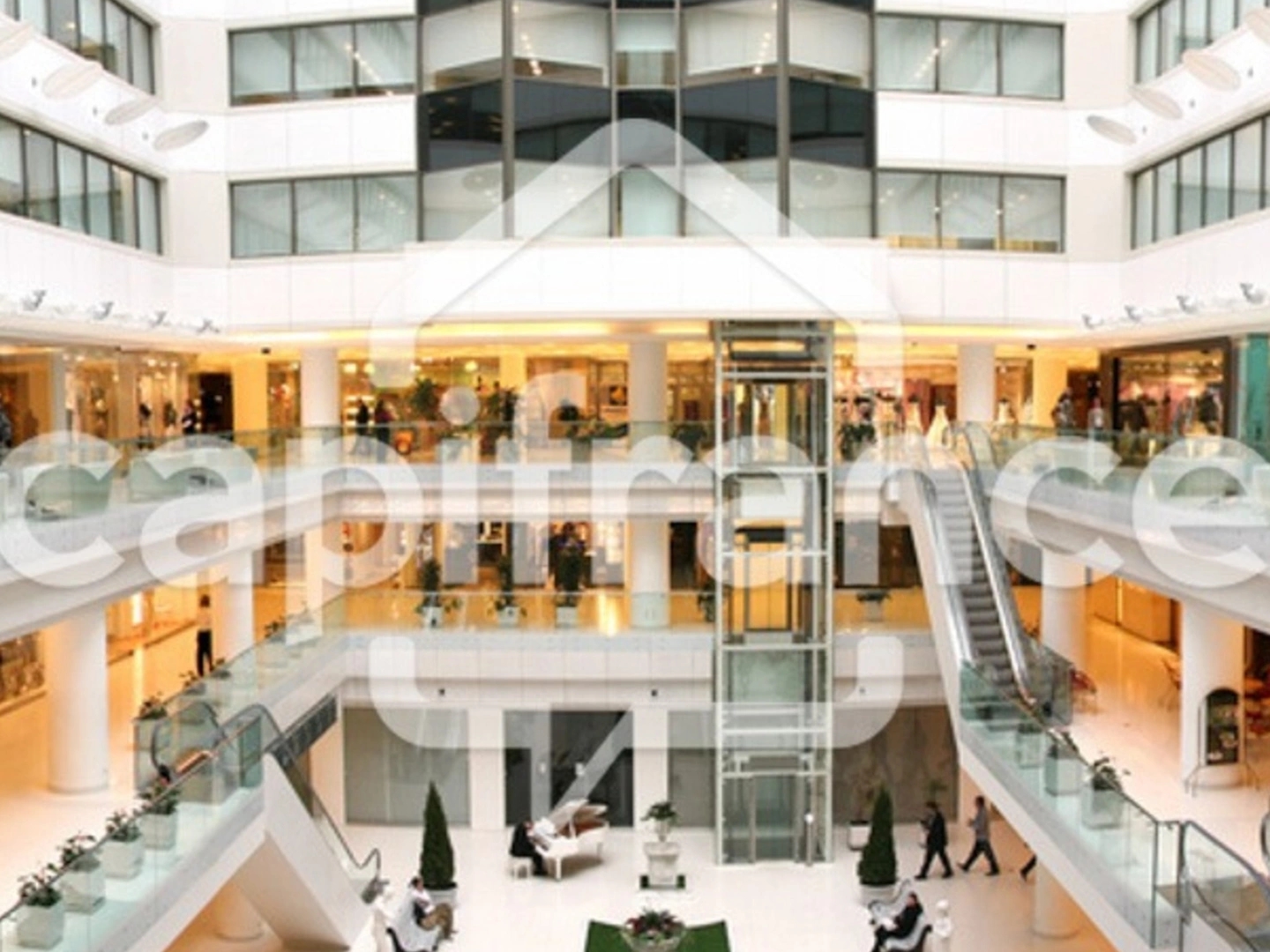 Commerce 57 m²