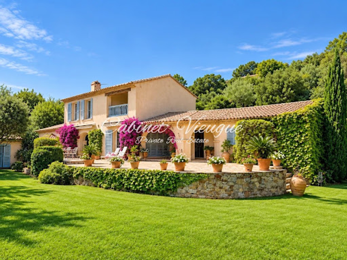 Maison à vendre - 6 pièces - Sainte-Maxime (83120)