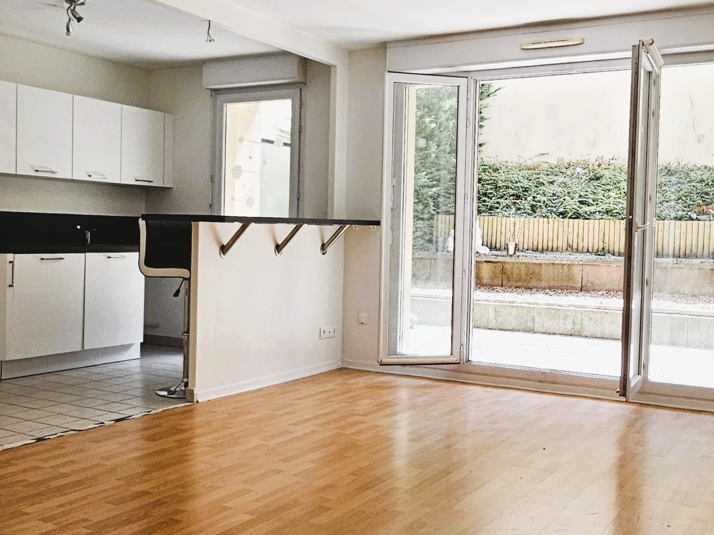 Appartement à vendre - 3 pièces - 65m2 - Lagny-Sur-Marne (77400)