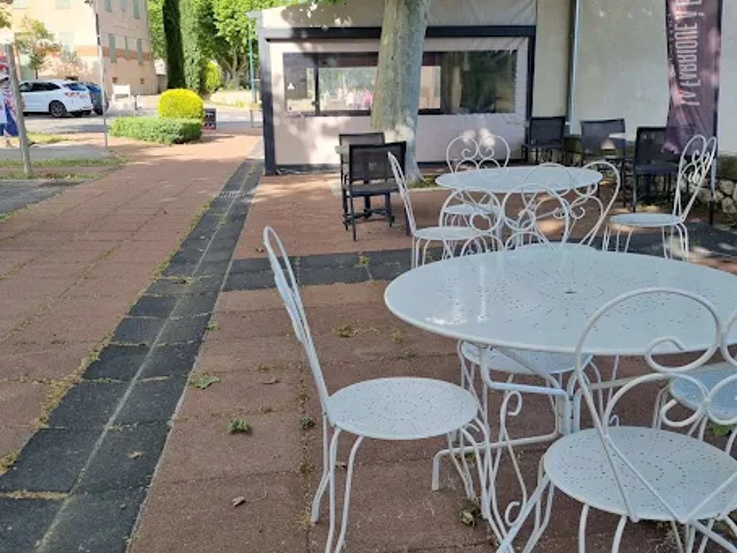 Magasin à vendre - 85m2 - Manosque (04100)