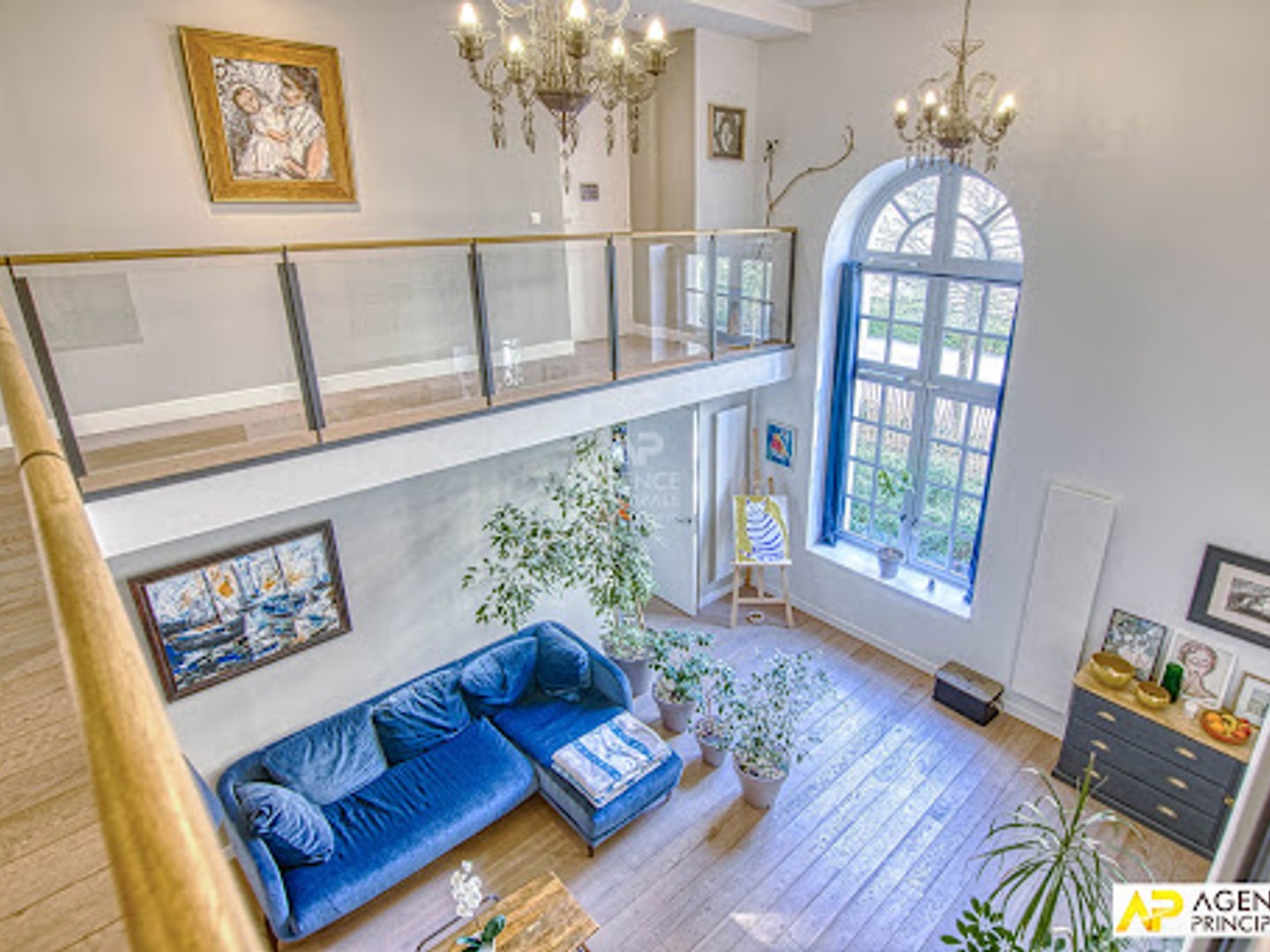 Appartement 6 pièces 168 m²