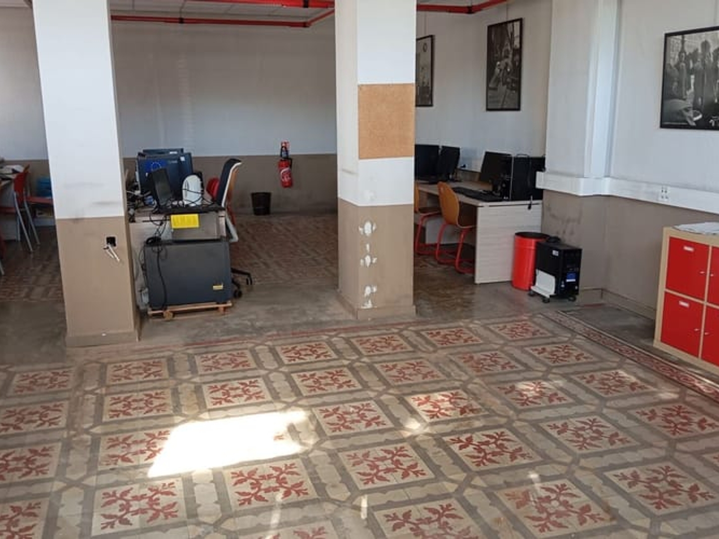 Locaux à vendre - 2 pièces - 150m2 - Toulon (83000)