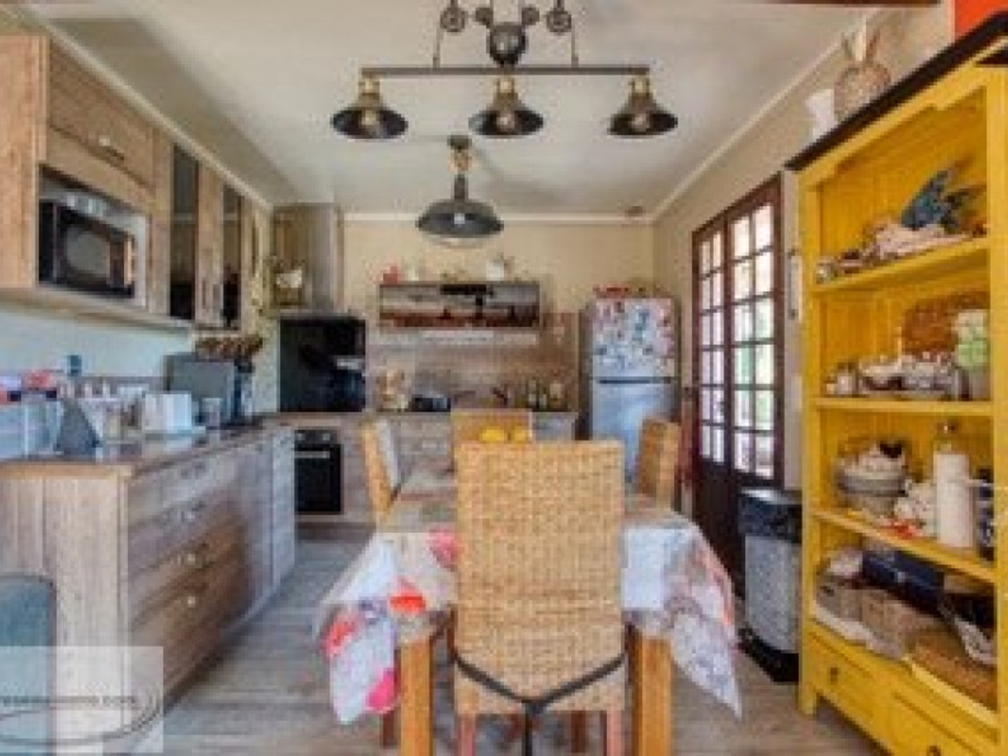 Maison à vendre - 4 pièces - 102m2 - Châteauvieux (83840)