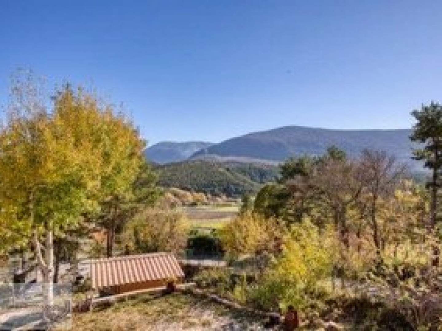 Maison à vendre - 4 pièces - 102m2 - Châteauvieux (83840)