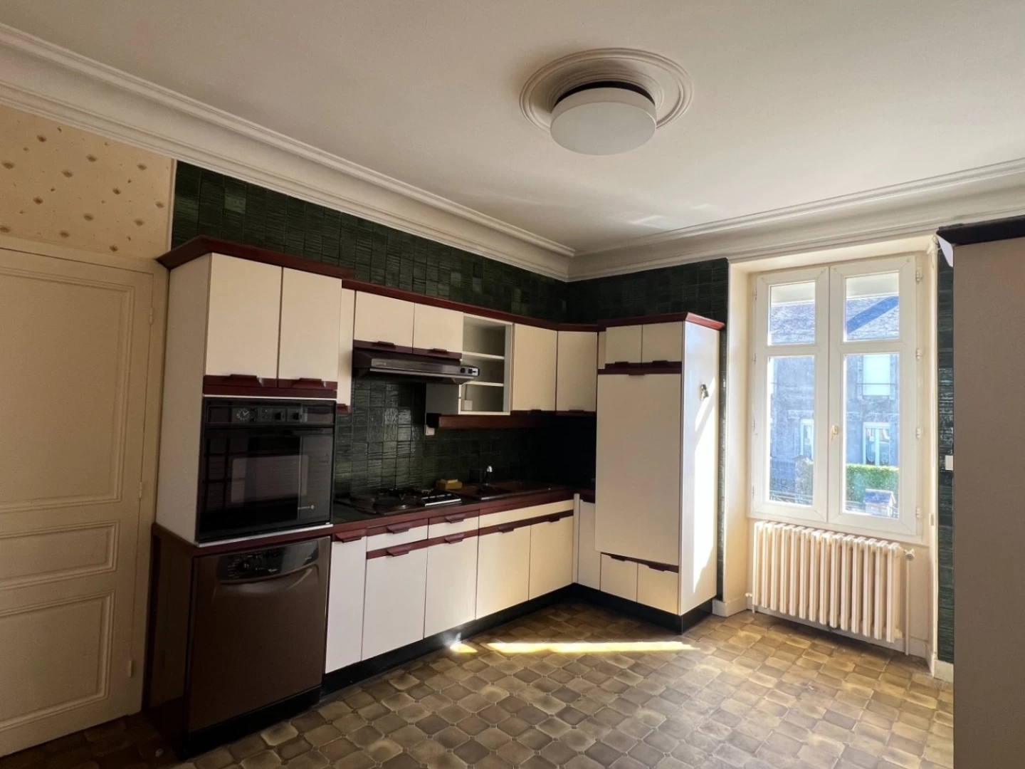 Maison à vendre - 8 pièces - 161m2 - Saint-Hilaire-La-... (87190)