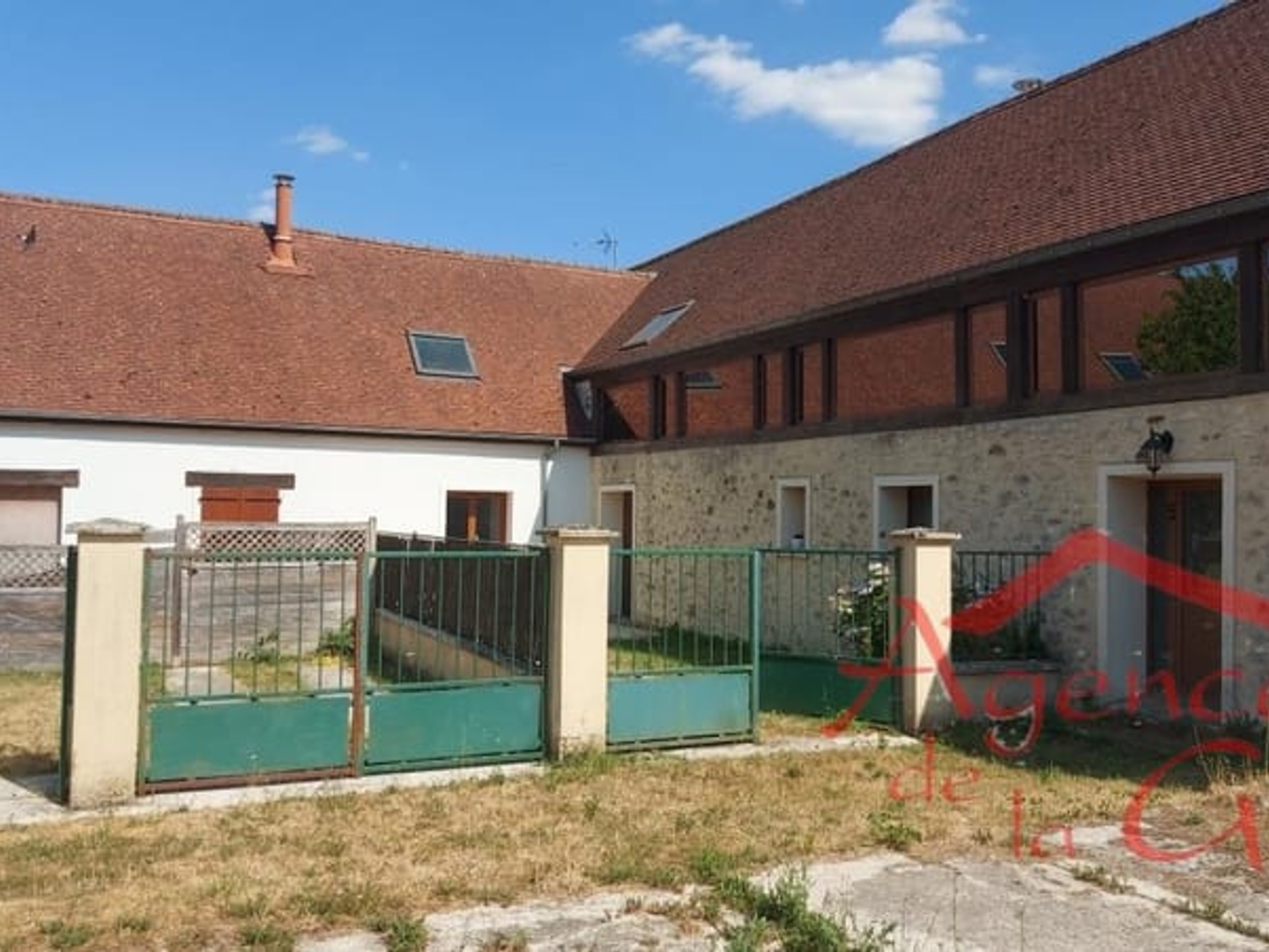 Maison 4 pièces 278 m²