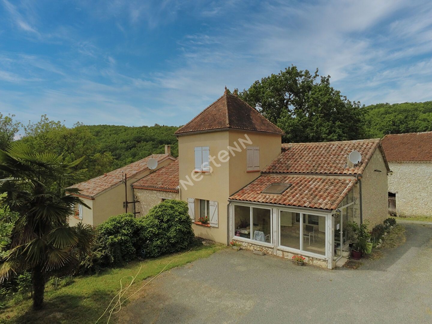 Maison 7 pièces 226 m²