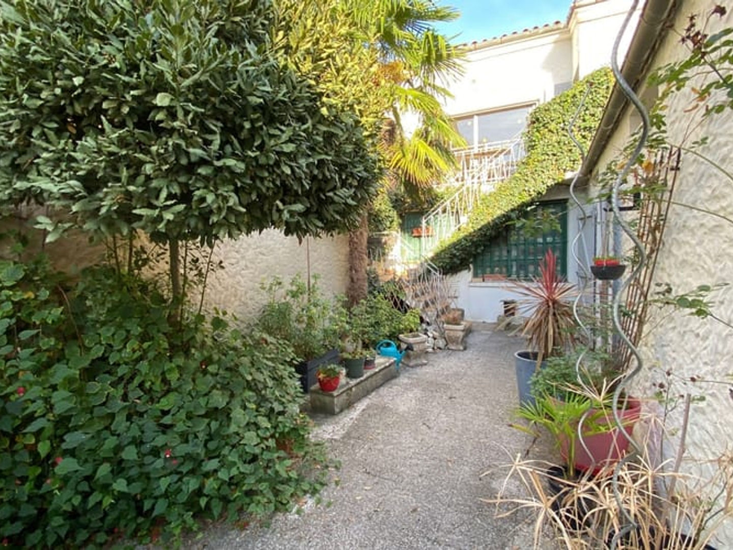 Maison à vendre - 3 pièces - 107m2 - Saint-Pierre-D'ol... (17310)