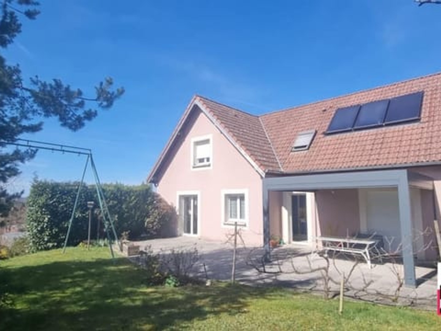 GRANDE MAISON LUMINEUSE - DPE : C - 5 CHAMBRES - Environ13 ares
