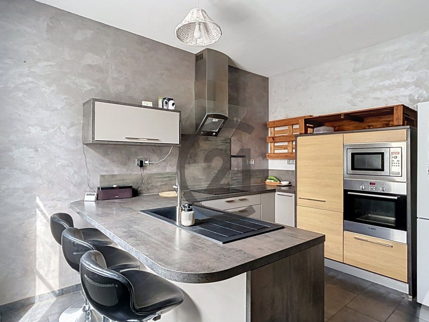 Maison à vendre - 3 pièces - 73m2 - Varennes-Sur-Seine (77130)