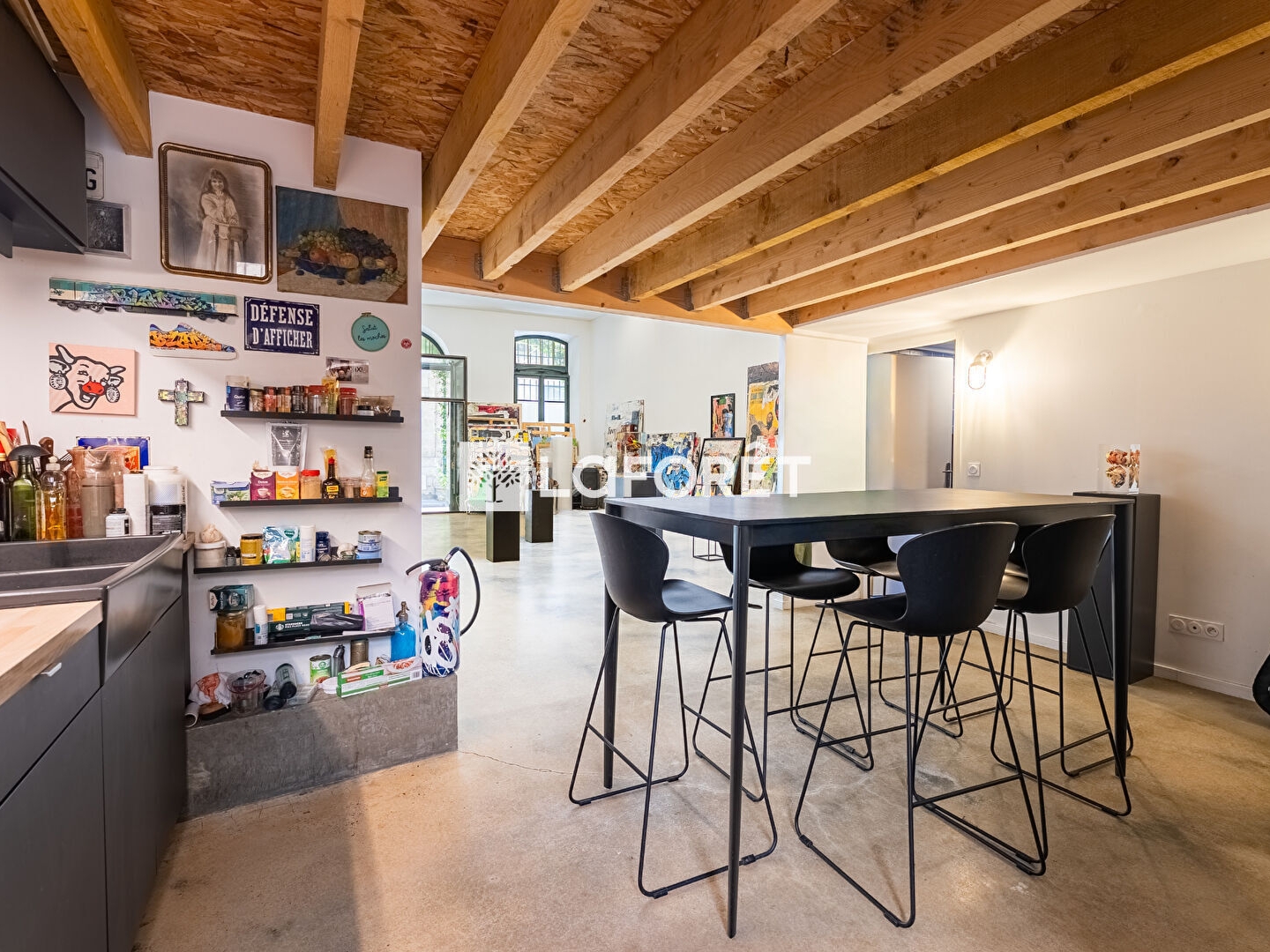Local 2 pièces 125 m²