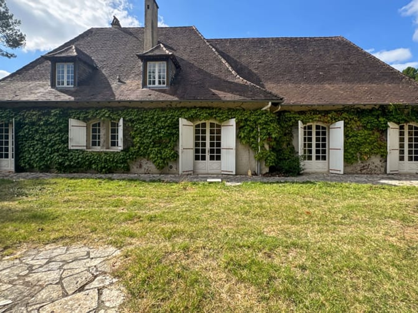 Maison à vendre - 7 pièces - 356m2 - Chancelade (24650)