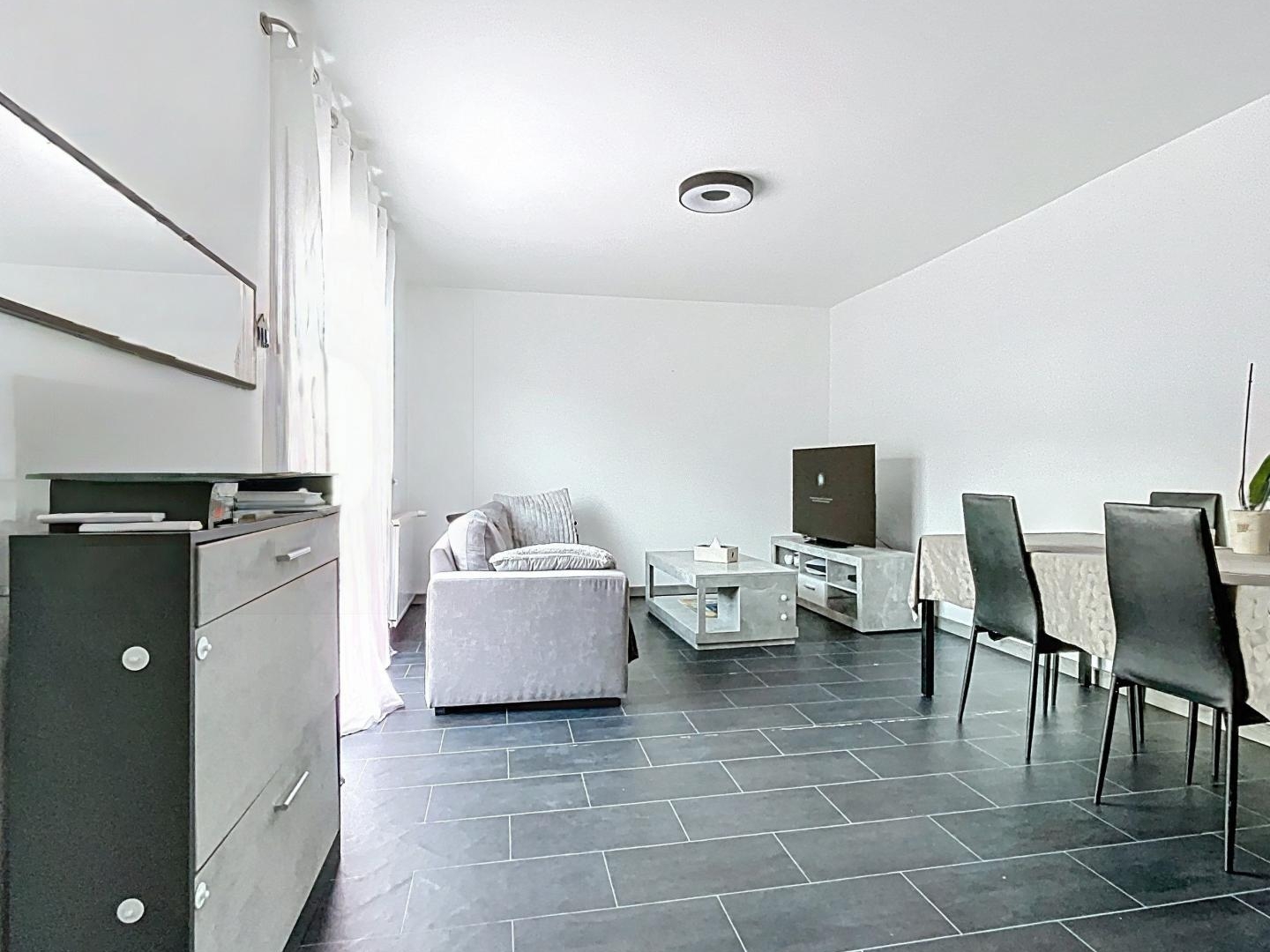 Maison à vendre - 4 pièces - 82m2 - Villeneuve-La-Guyard (89340)