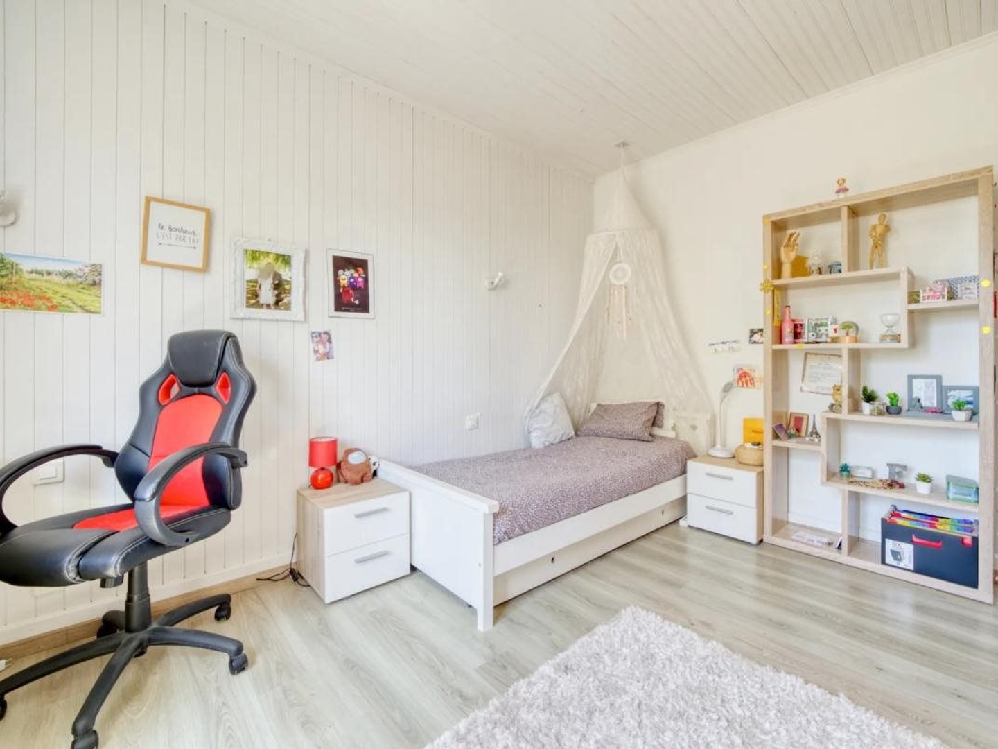 Maison à vendre - 6 pièces - 176m2 - Bussac-Sur-Charente (17100)