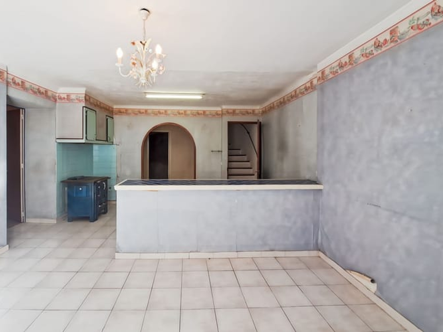 Appartement à vendre - 4 pièces - 123m2 - La Verdière (83560)