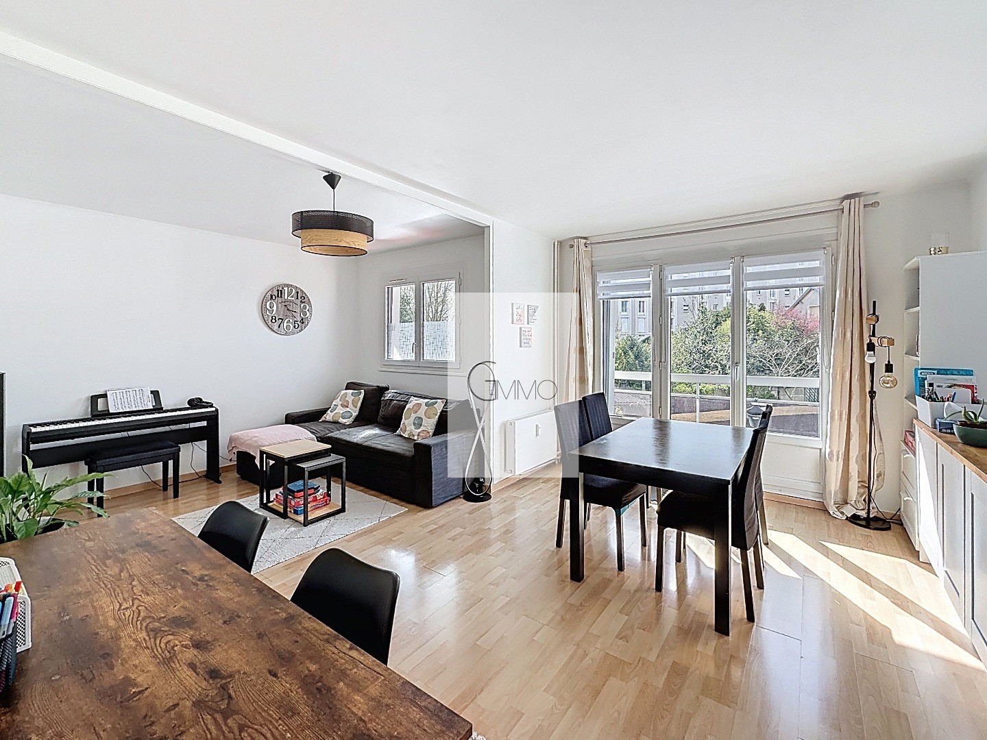 Exclusivité – 3/4 pièces +/- 70 m² avec balcon cave & parking