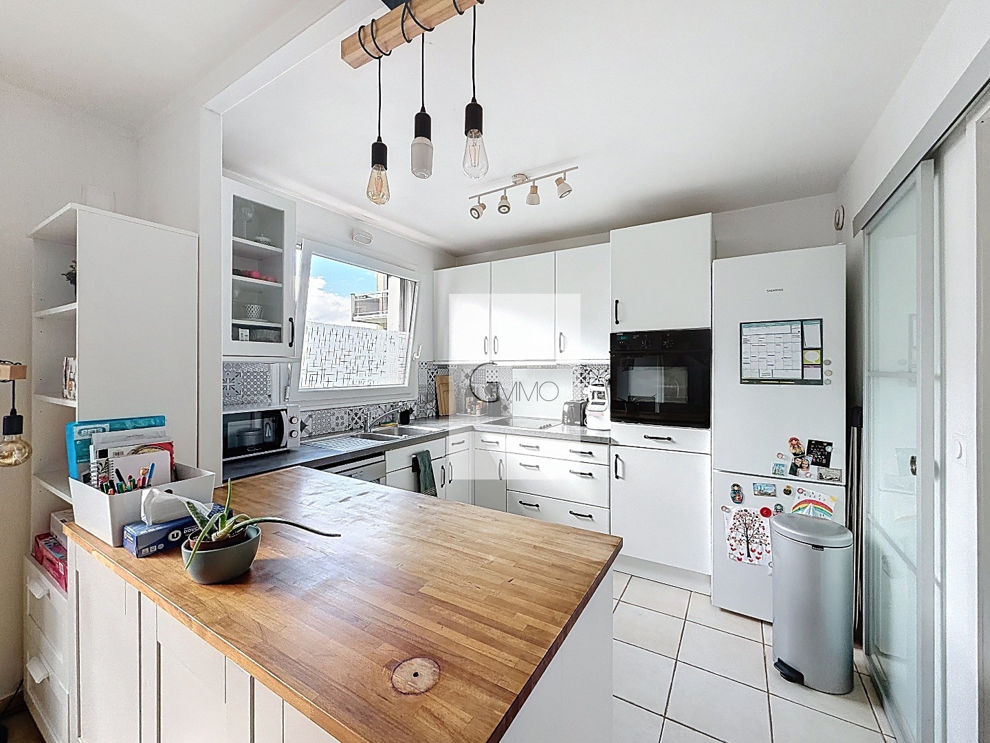 Appartement à vendre - 4 pièces - 69m2 - Saint-Cyr-L'école (78210)