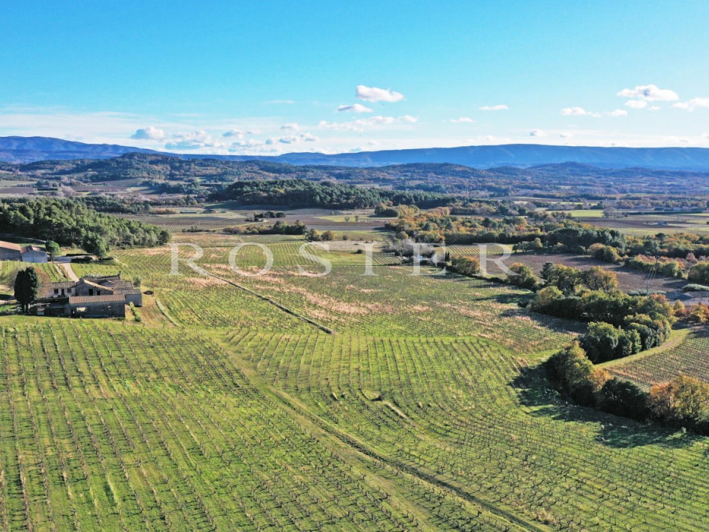 Terrain à vendre - 730000m2 - Murs (84220)