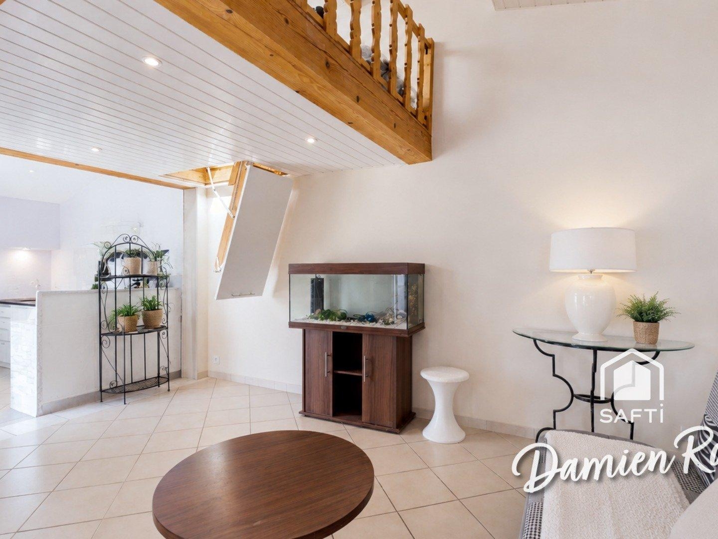 Appartement à vendre - 8 pièces - 120m2 - Castelnau-De-Médoc (33480)