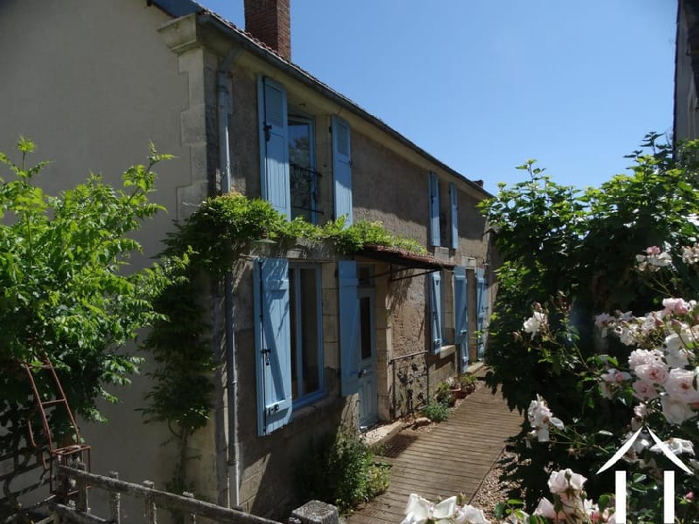 Cottage authentique au charme français au coeur du Cher