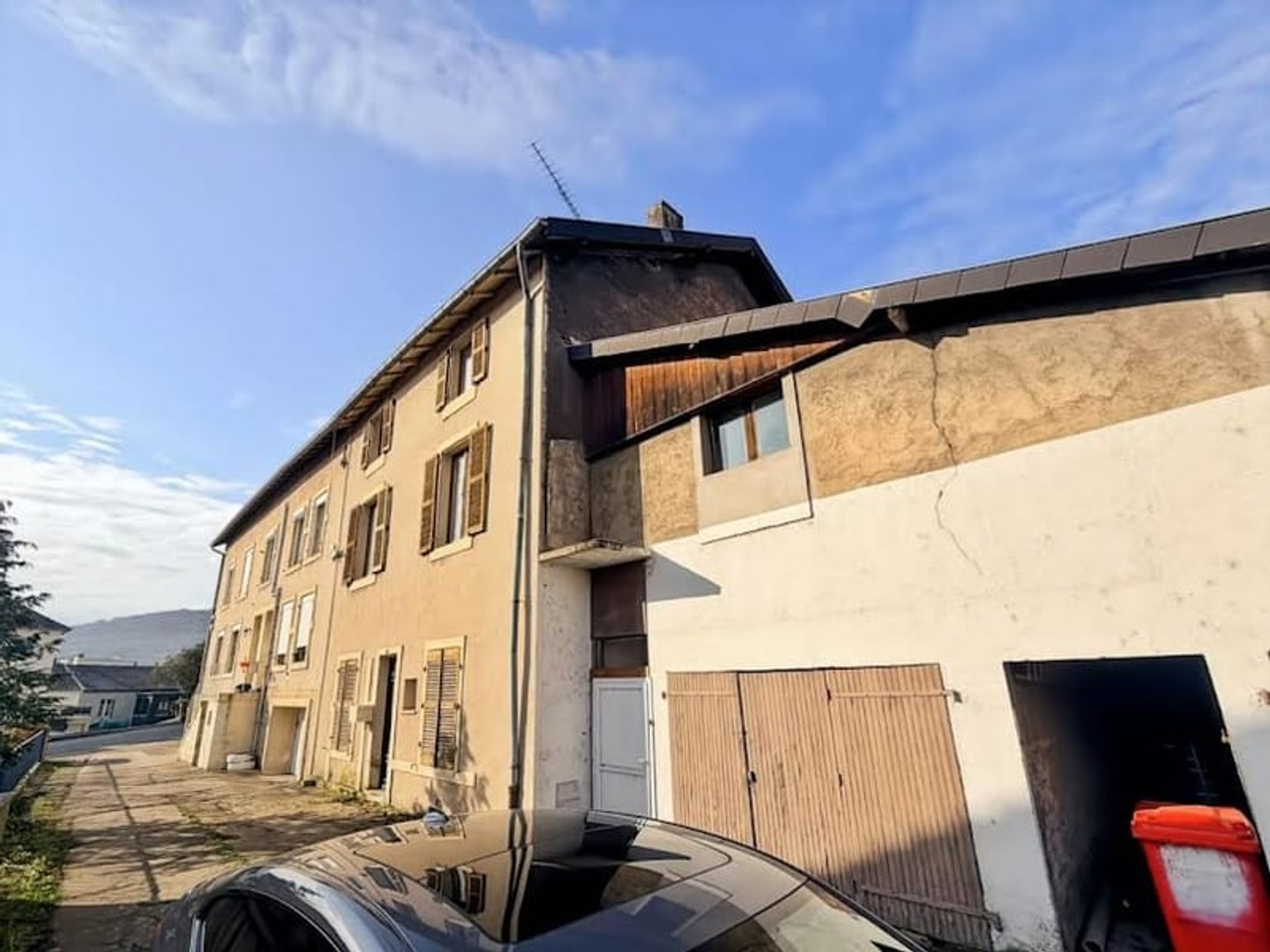 Maison 10 pièces 33 m²