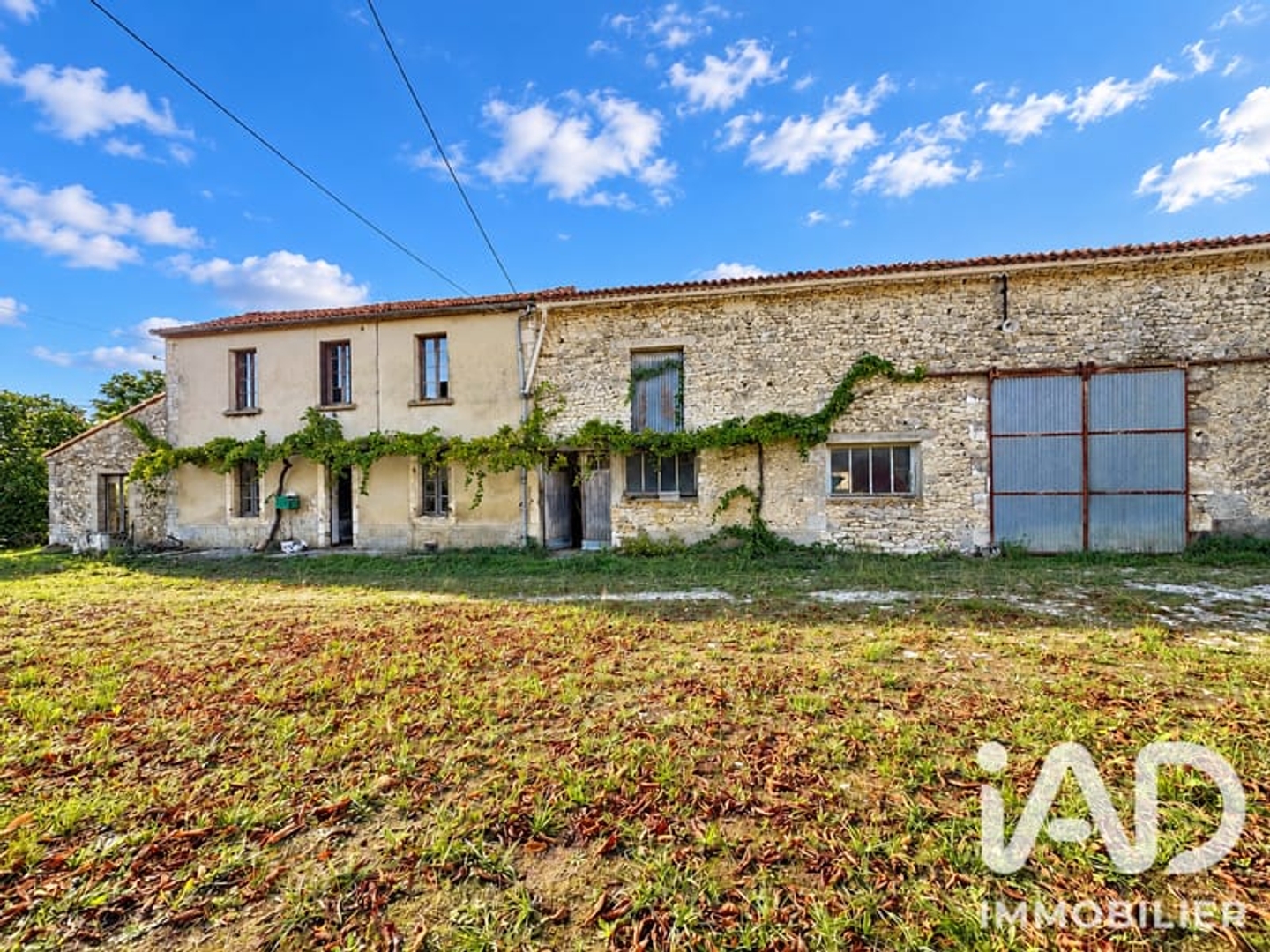 Maison à vendre - 8 pièces - 160m2 - Magnac-Lès-Gardes (16320)