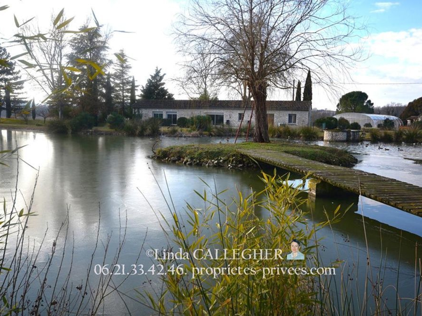 Maison à vendre - 11 pièces - 460m2 - Barjac (30430)