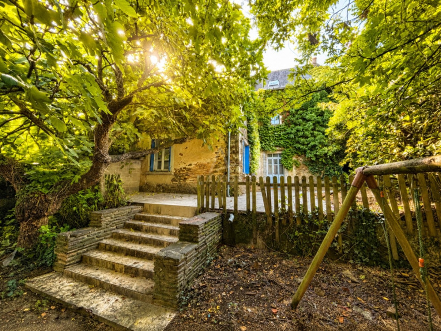Maison à vendre - 7 pièces - 172m2 - Saint-Denis-D'anjou (53290)