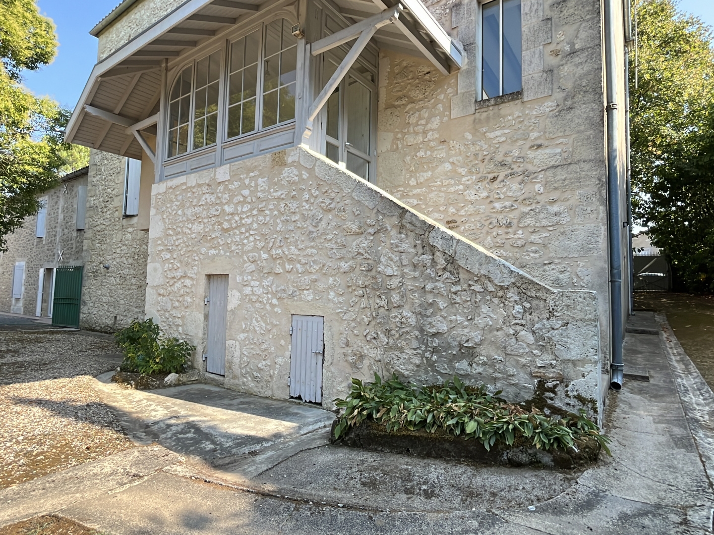 Maison à vendre - 21563m2 - Vélines (24230)