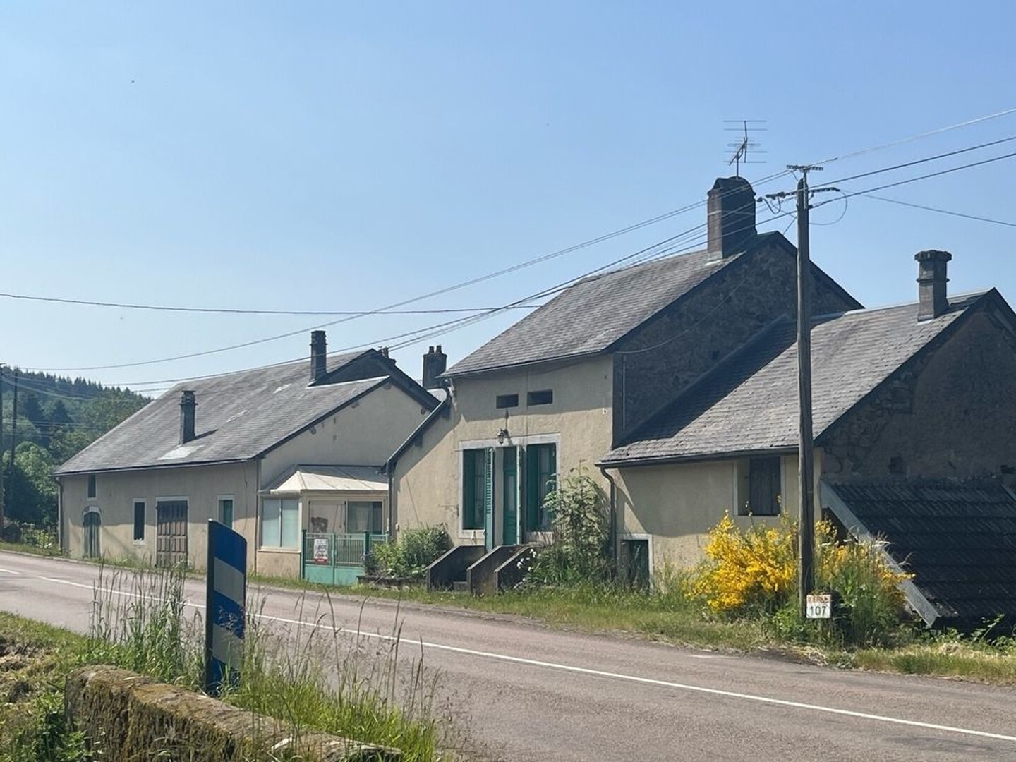 Ensemble immobilier 137m2 avec dépendance et terrain