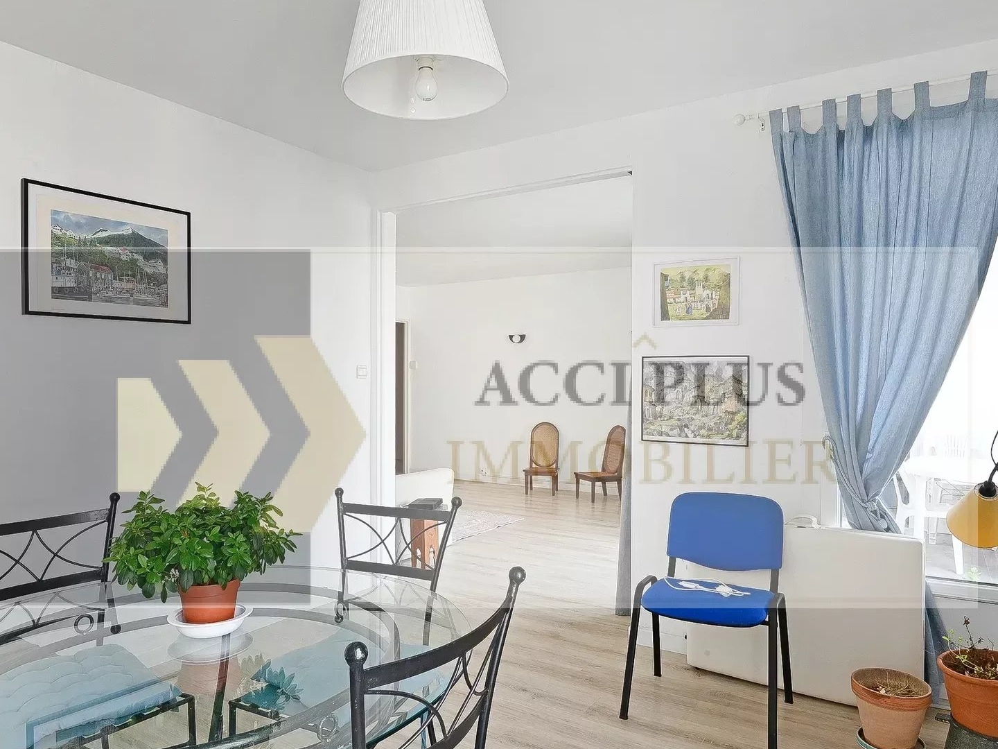 Appartement à vendre - 4 pièces - 86m2 - Nîmes (30900)