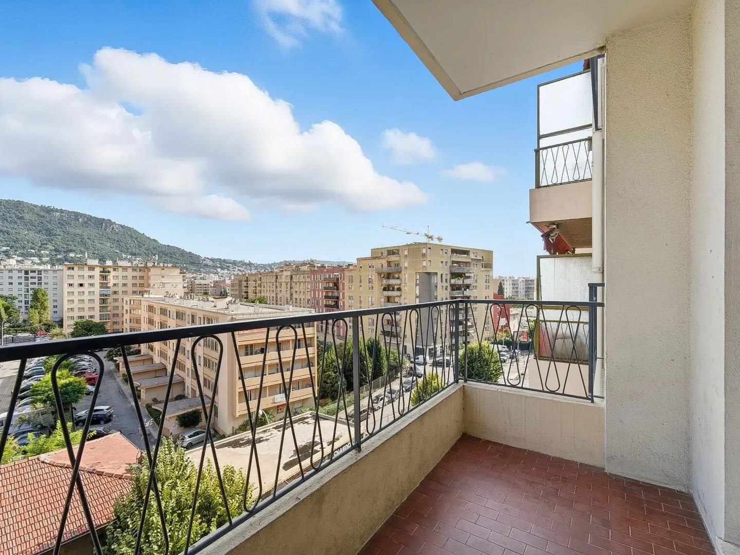 Parking / garage / box à vendre - 82m2 - Nice (06000)