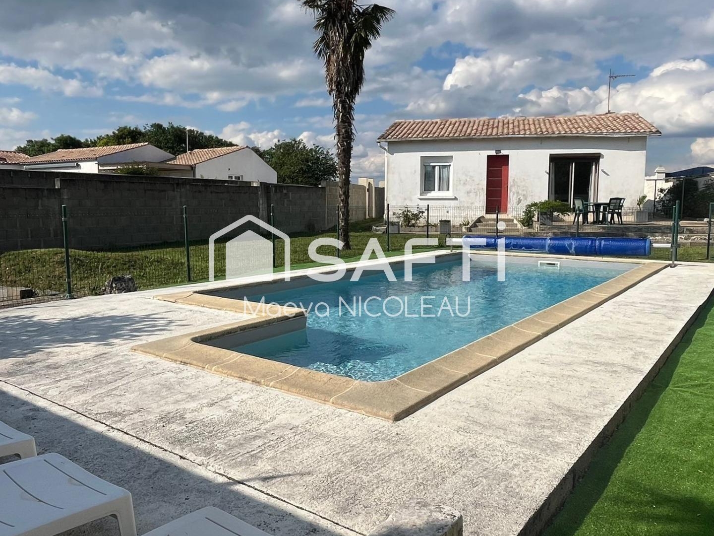 Maison avec jardin et piscine