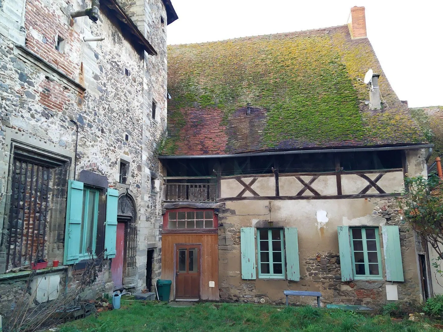 Maison à vendre - 12 pièces - 300m2 - Chantelle (03140)
