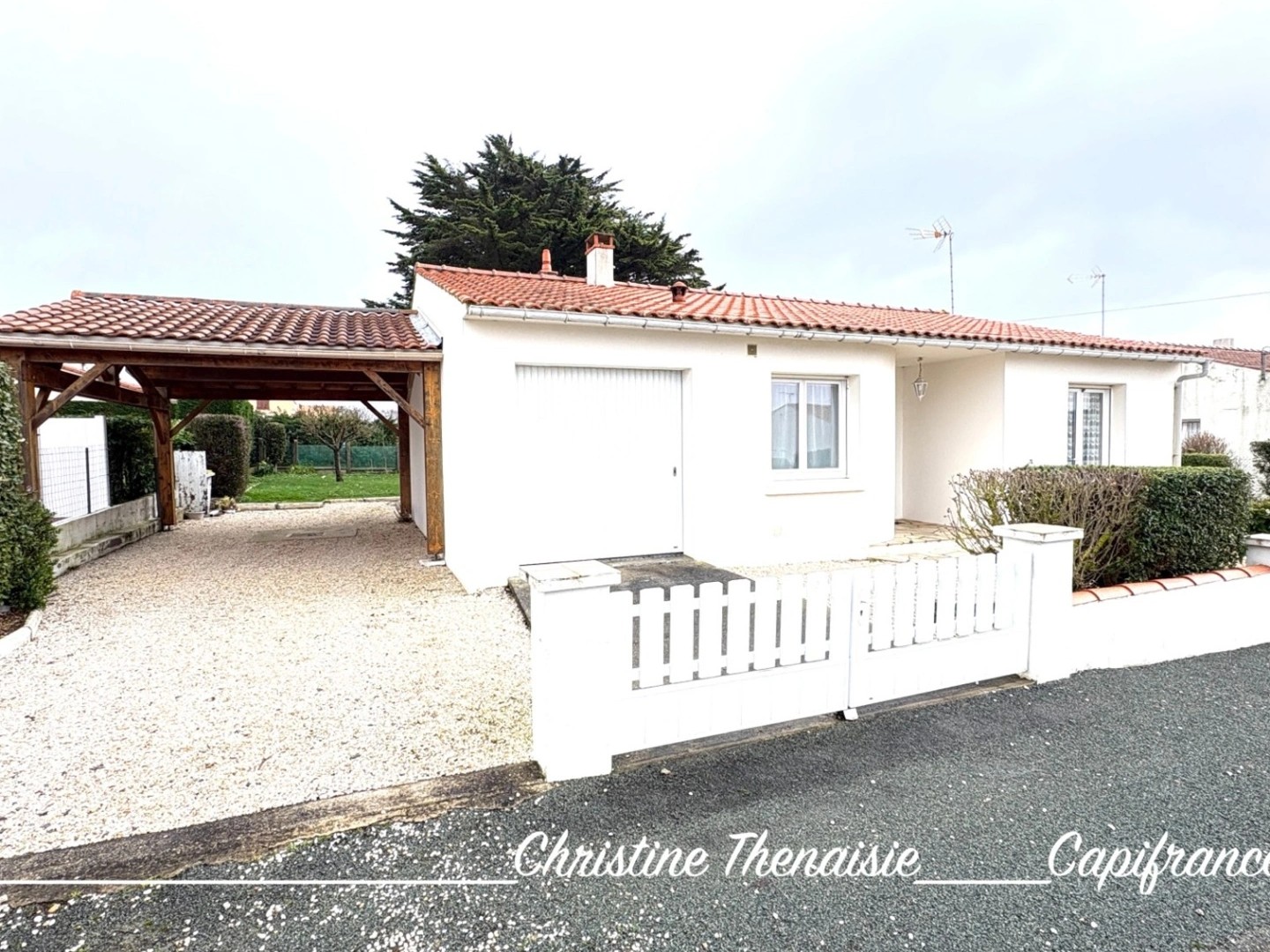 Maison à vendre - 4 pièces - 90m2 - Saint-Gilles-Croi... (85800)
