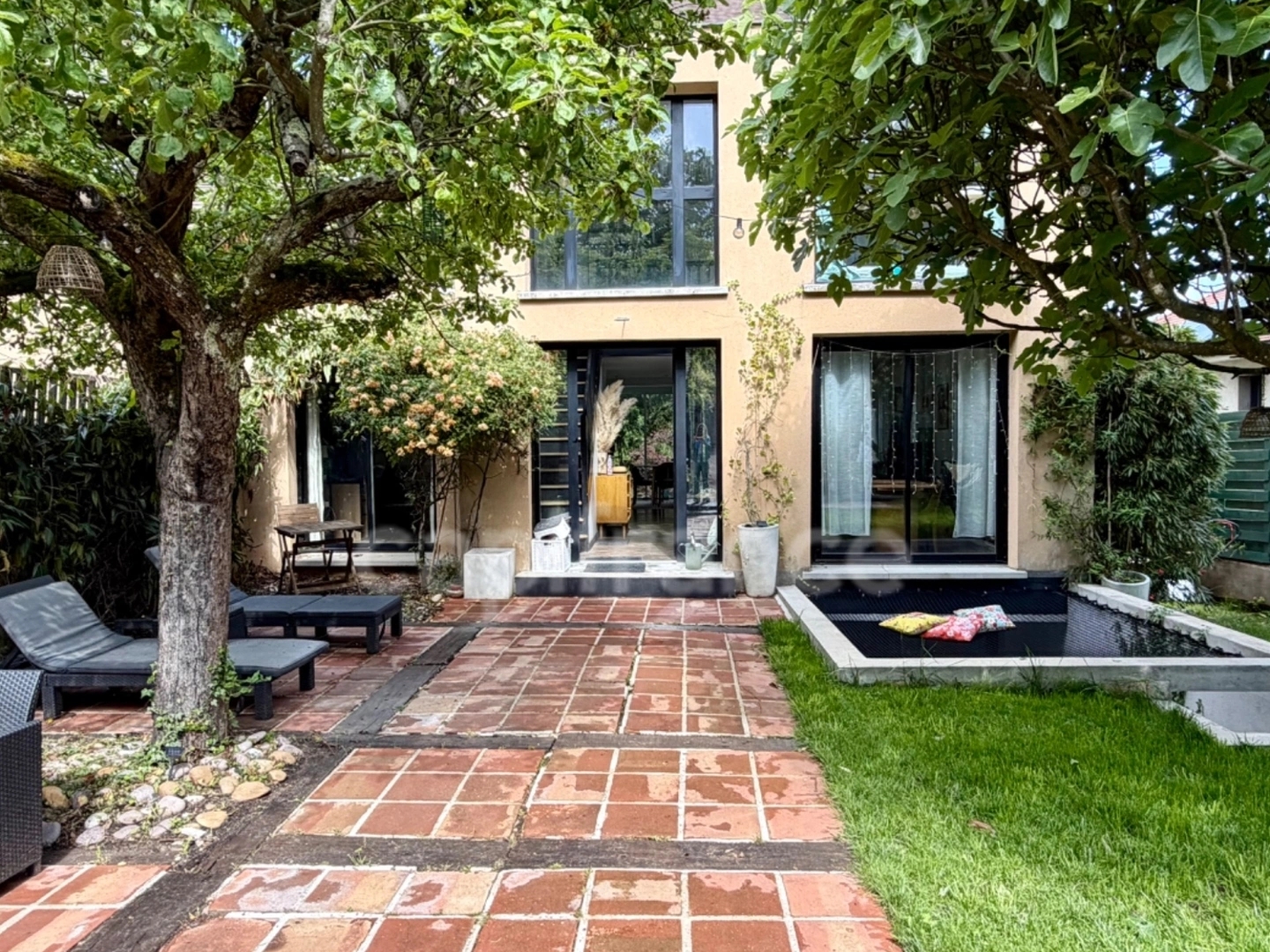 Maison 10 pièces 187 m²