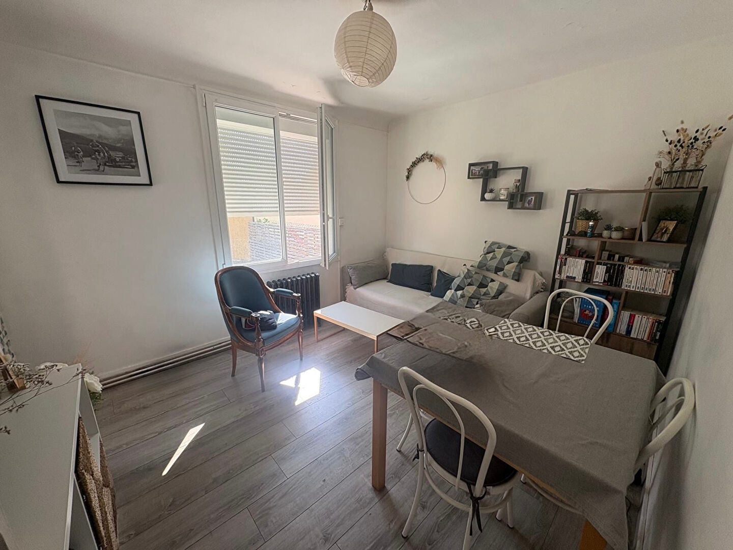 Appartement 2 pièces à vendre à Angers - Bon état, calme et proche écoles