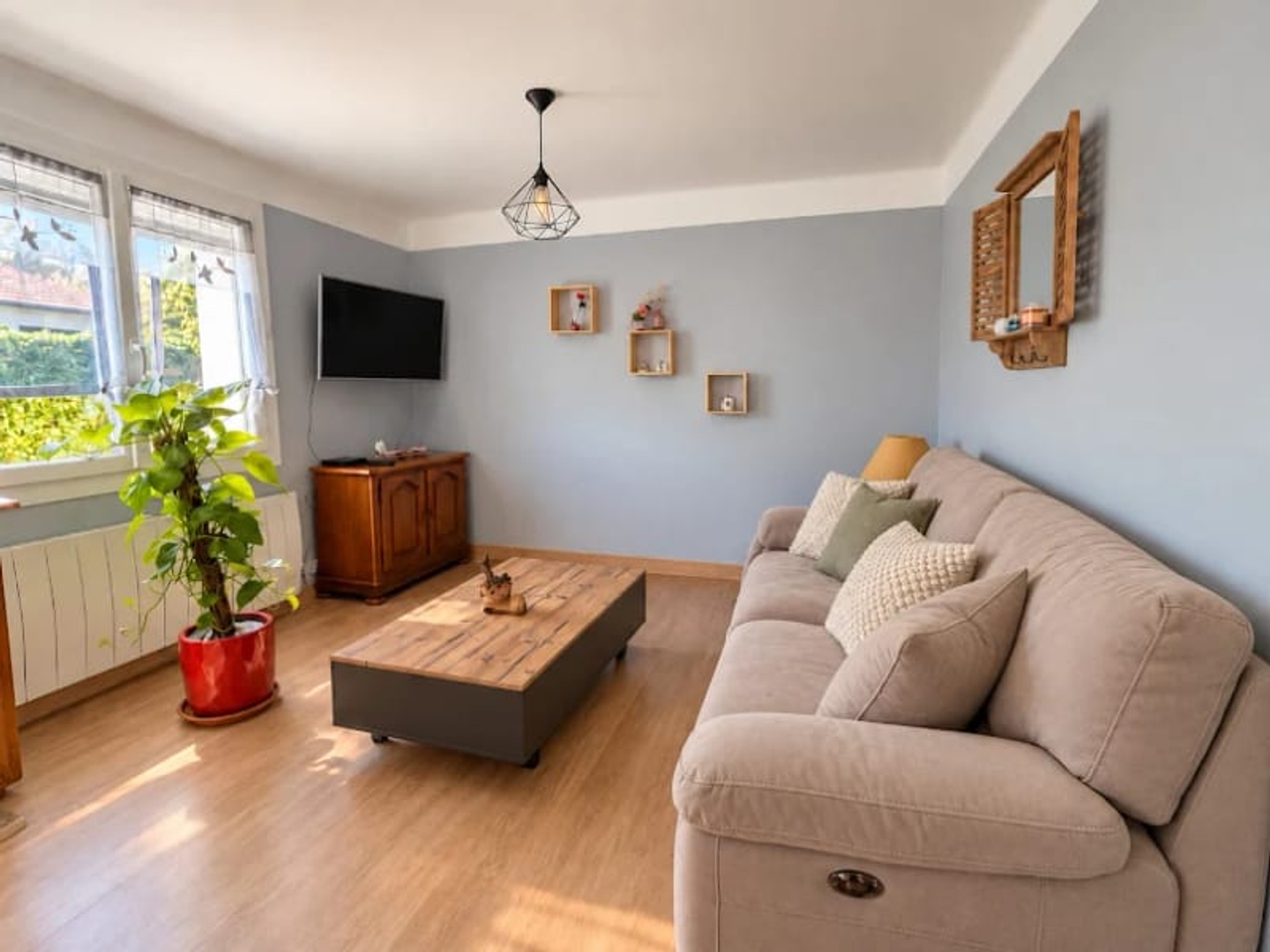 Maison à vendre - 3 pièces - 66m2 - Bougé-Chambalud (38150)