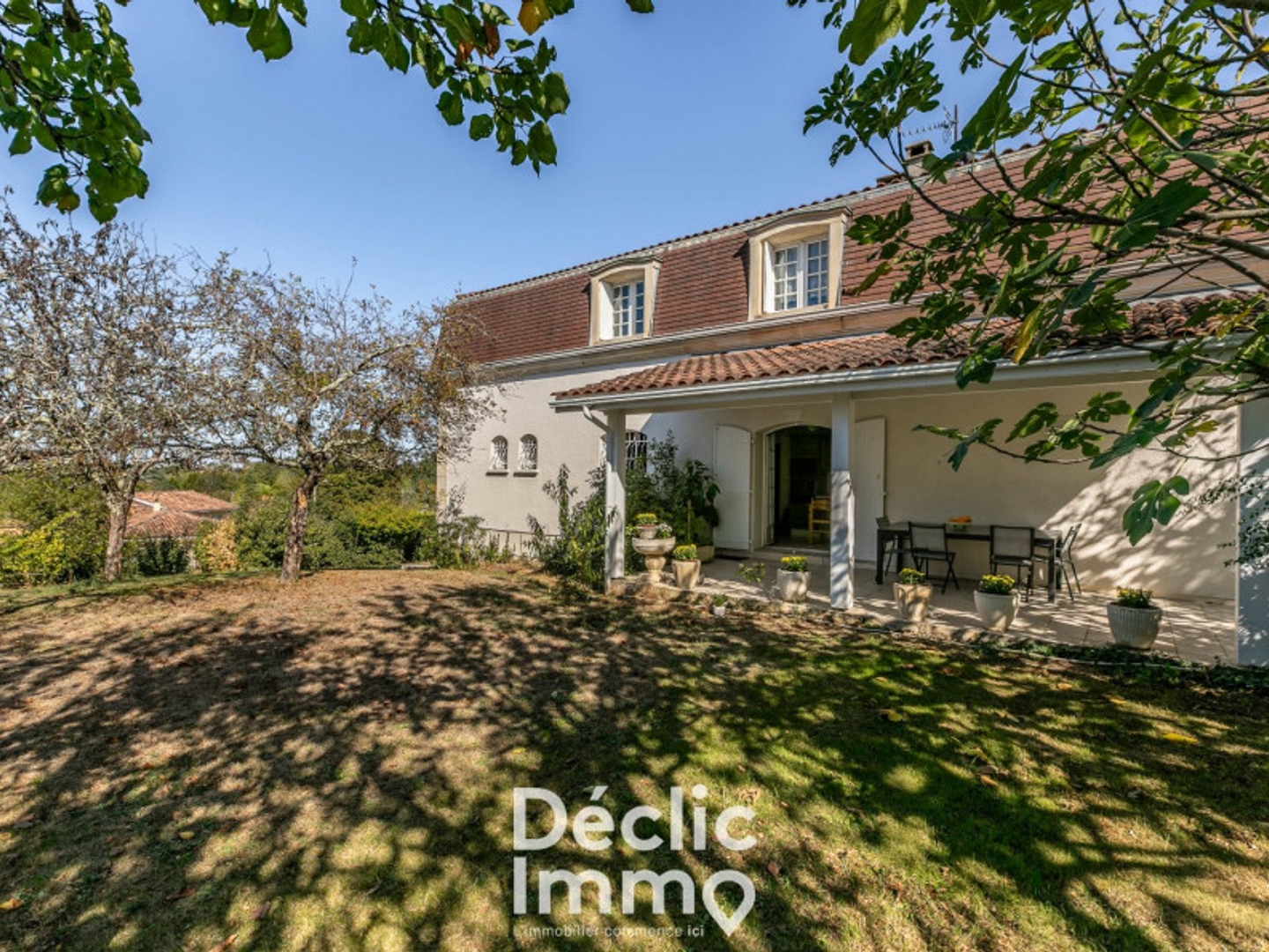 Maison à vendre - 8 pièces - 230m2 - Latresne (33360)