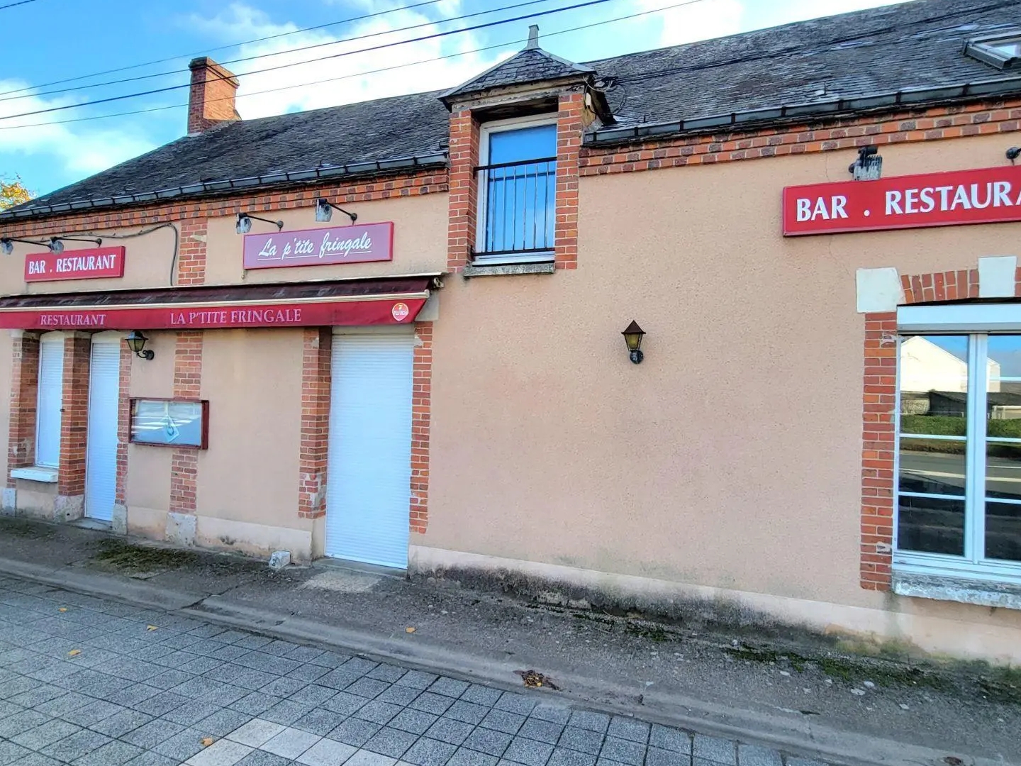 Local 10 pièces 181 m²