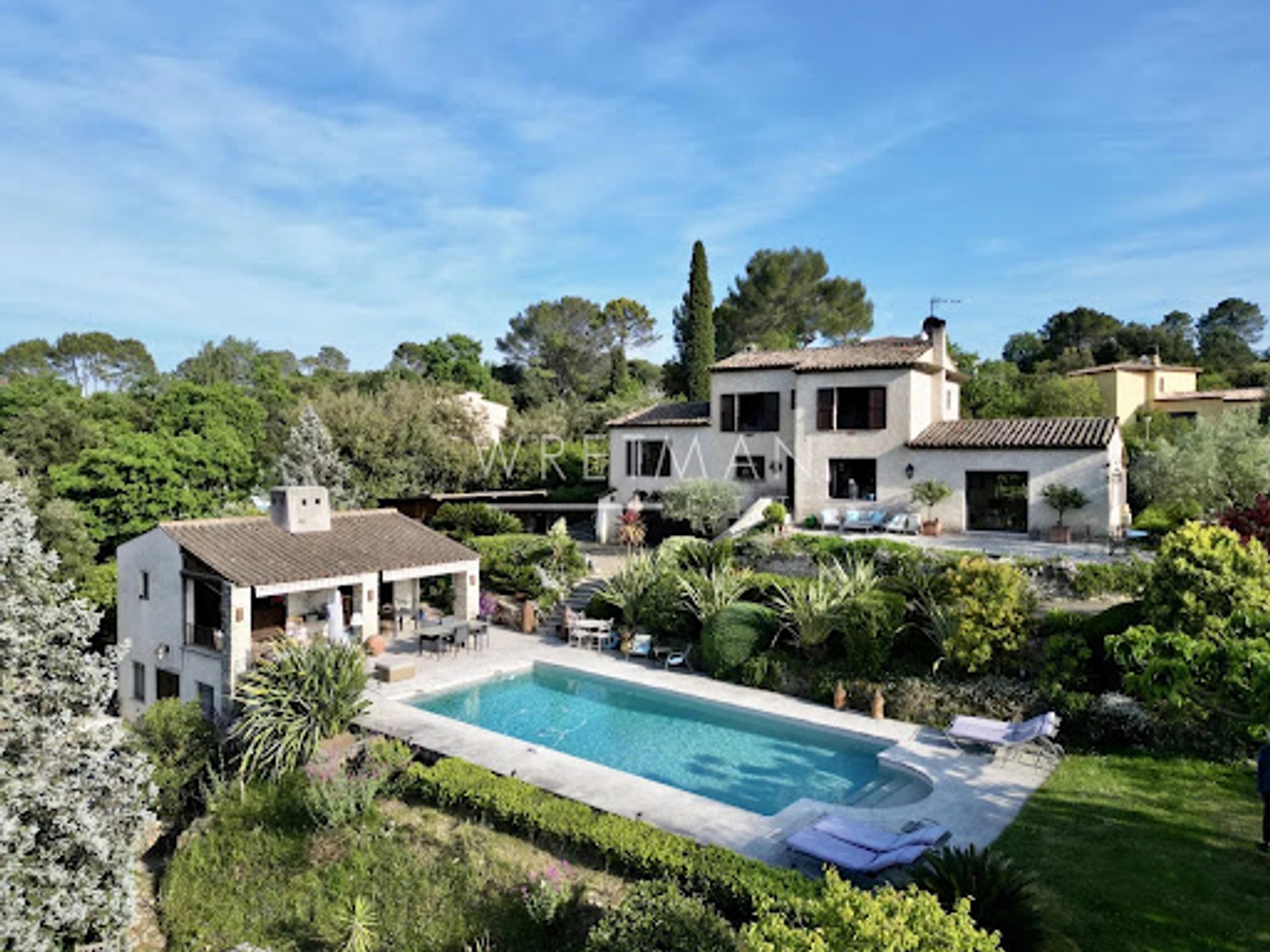 Maison à vendre - 8 pièces - Valbonne (06560)