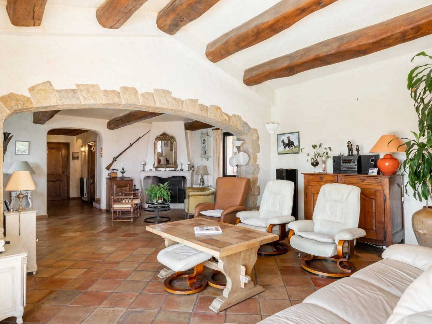 Maison à vendre - 230m2 - Saint-Raphaël (83530)