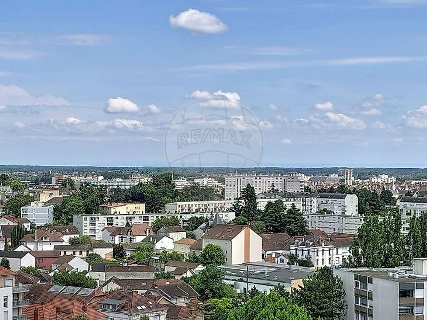 Appartement à vendre - 5 pièces - 105m2 - Chalon-Sur-Saône (71100)