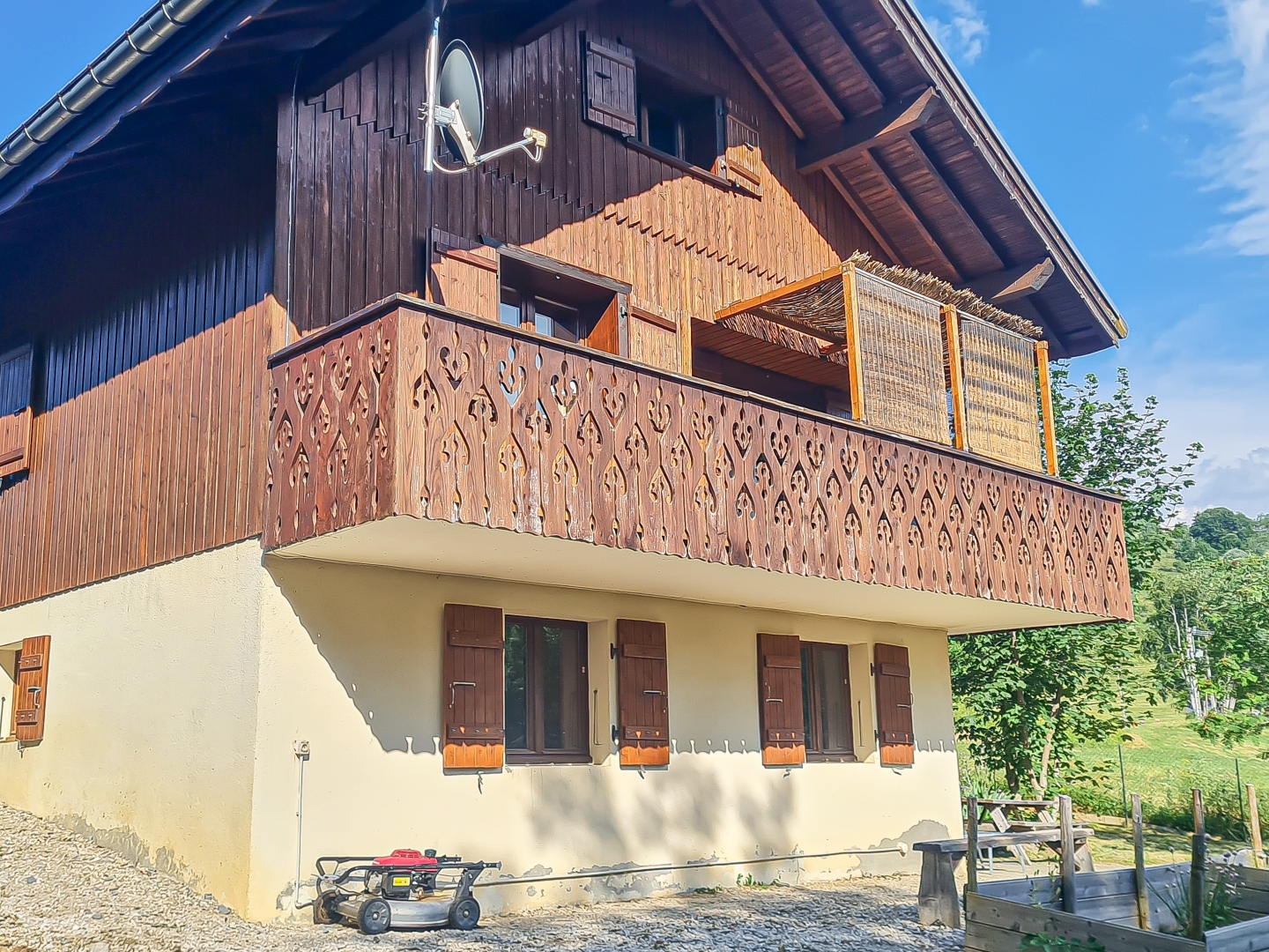 CHALET DE 100M² - PARCELLE DE 800M² - BOGEVE 74250