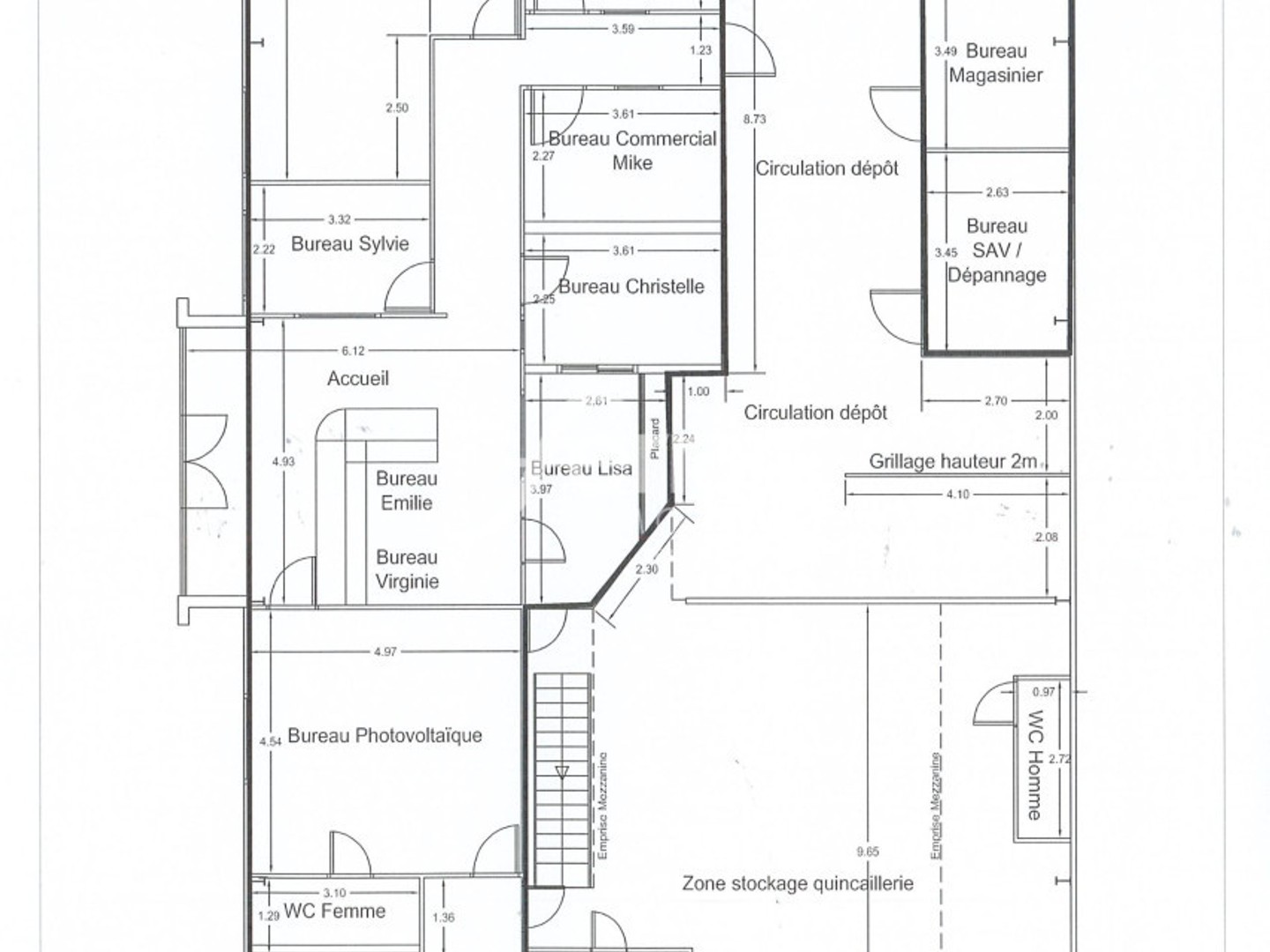 Immeuble commercial 1150 m²