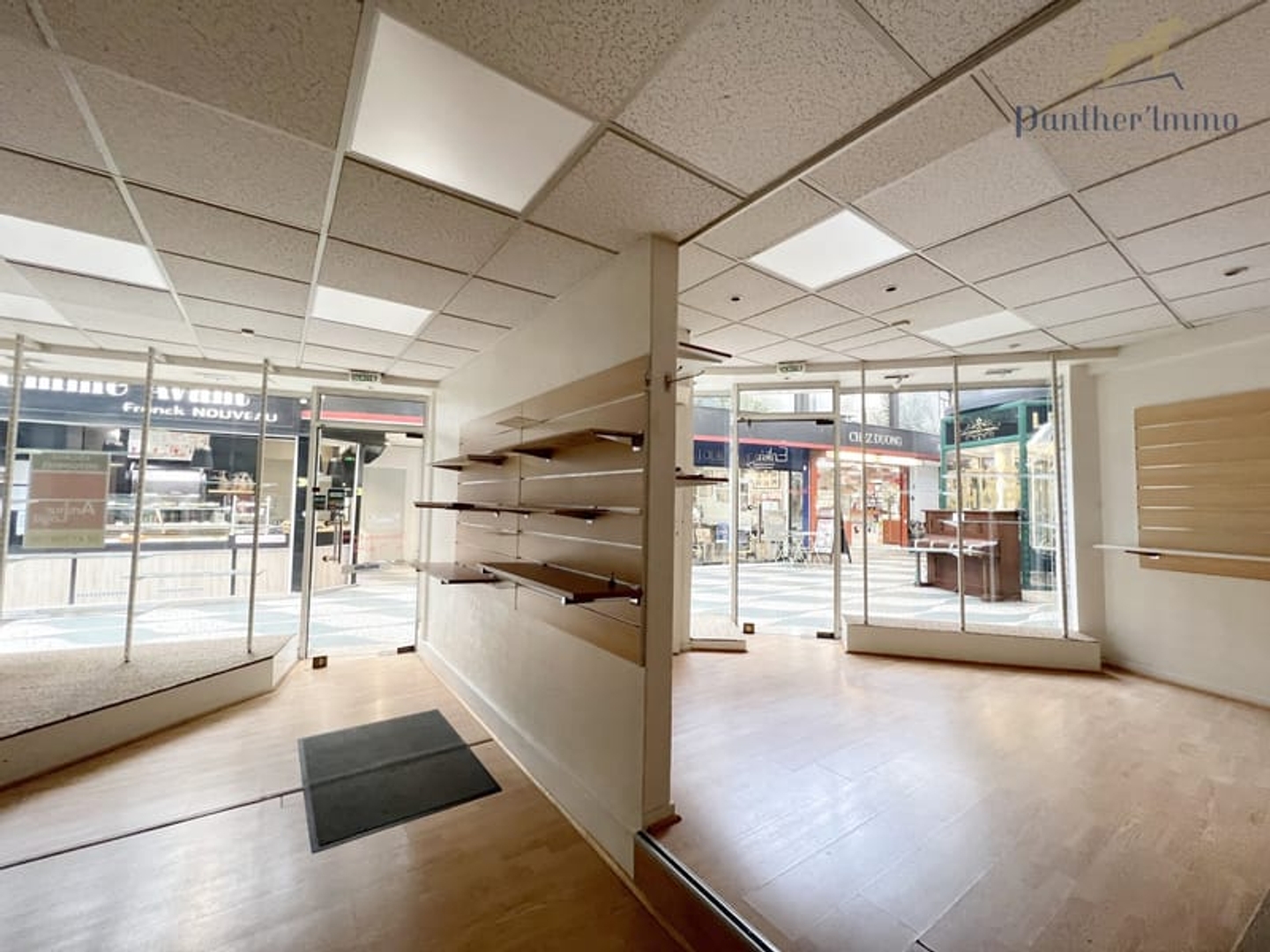 Magasin à vendre - 57m2 - Tours (37000)