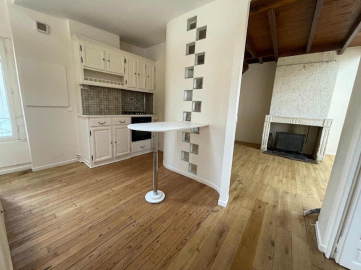 Appartement à vendre - 6 pièces - 77m2 - Angoulême (16000)