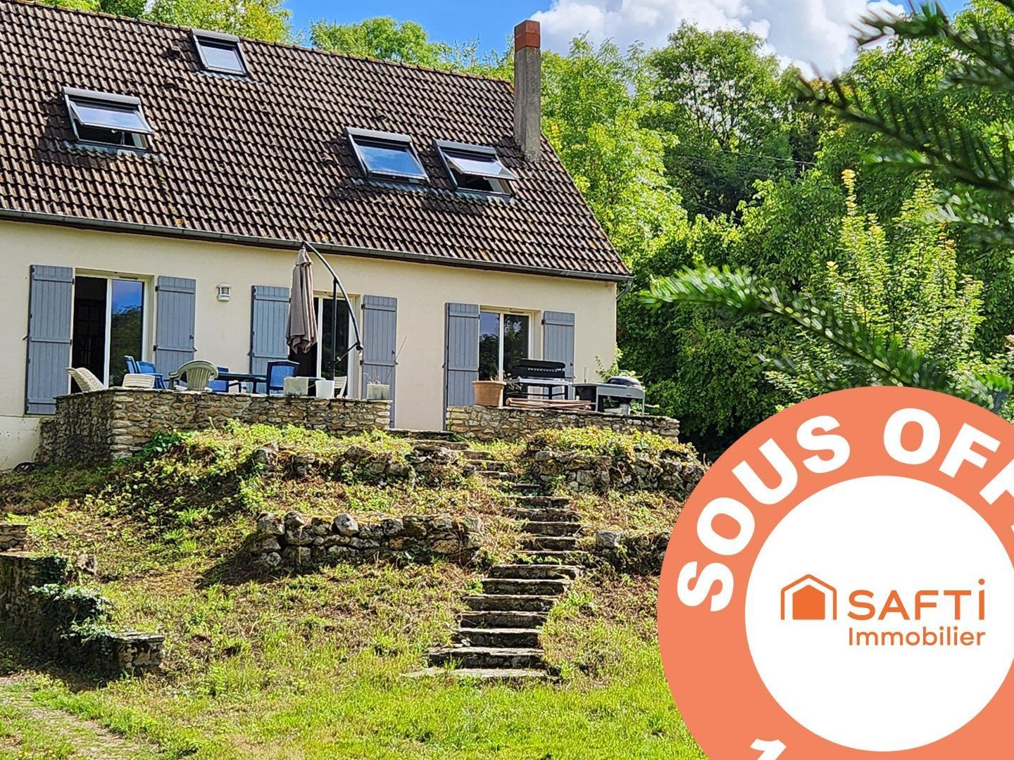 Belle maison traditionnelle aux beaux volumes
